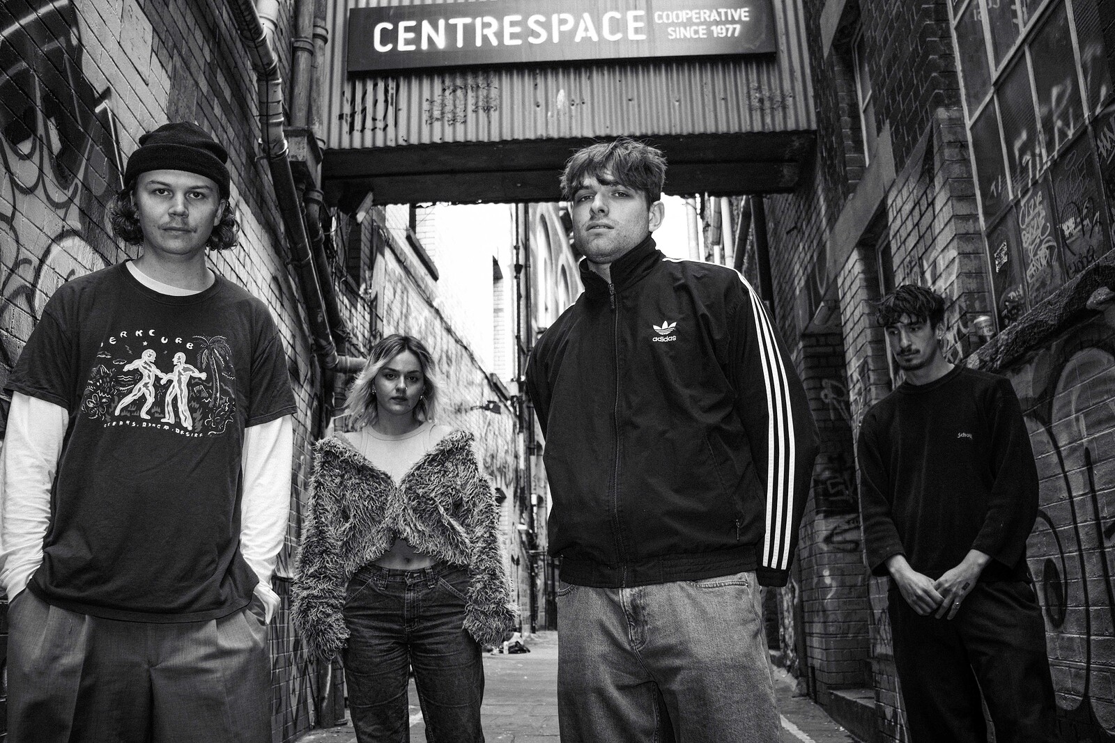 DREAMWAVE + BUBBLEGUM HYPNOSIS + REDMOOR at Crofters Rights