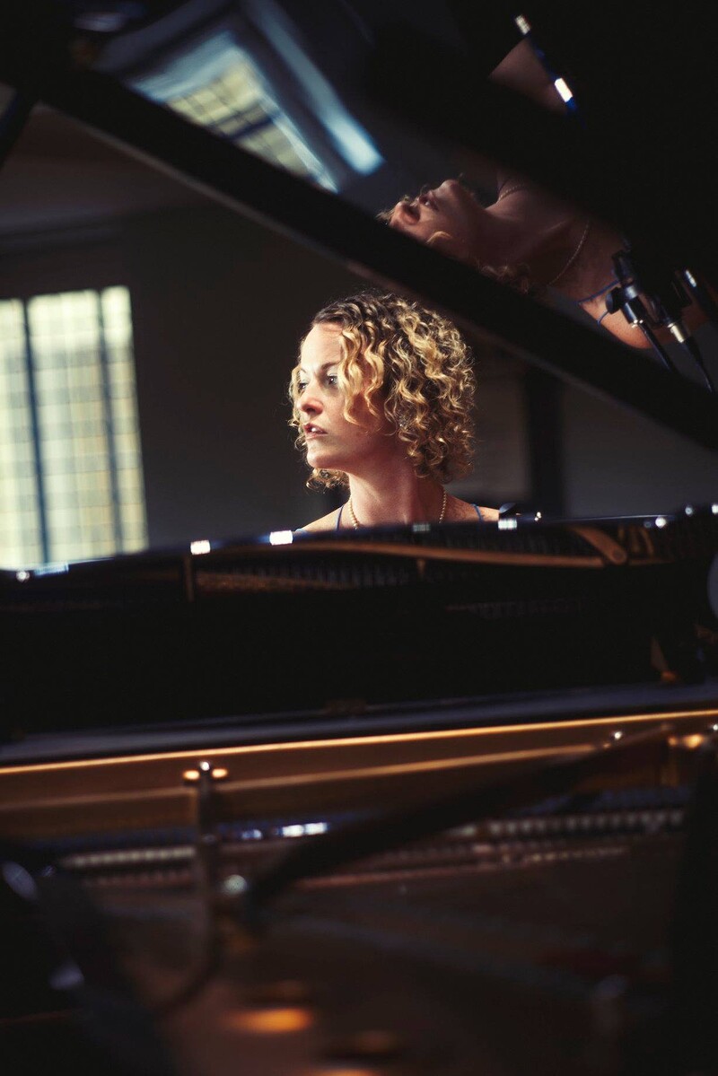 Victoria Klewin + Jam Session at The Stag And Hounds