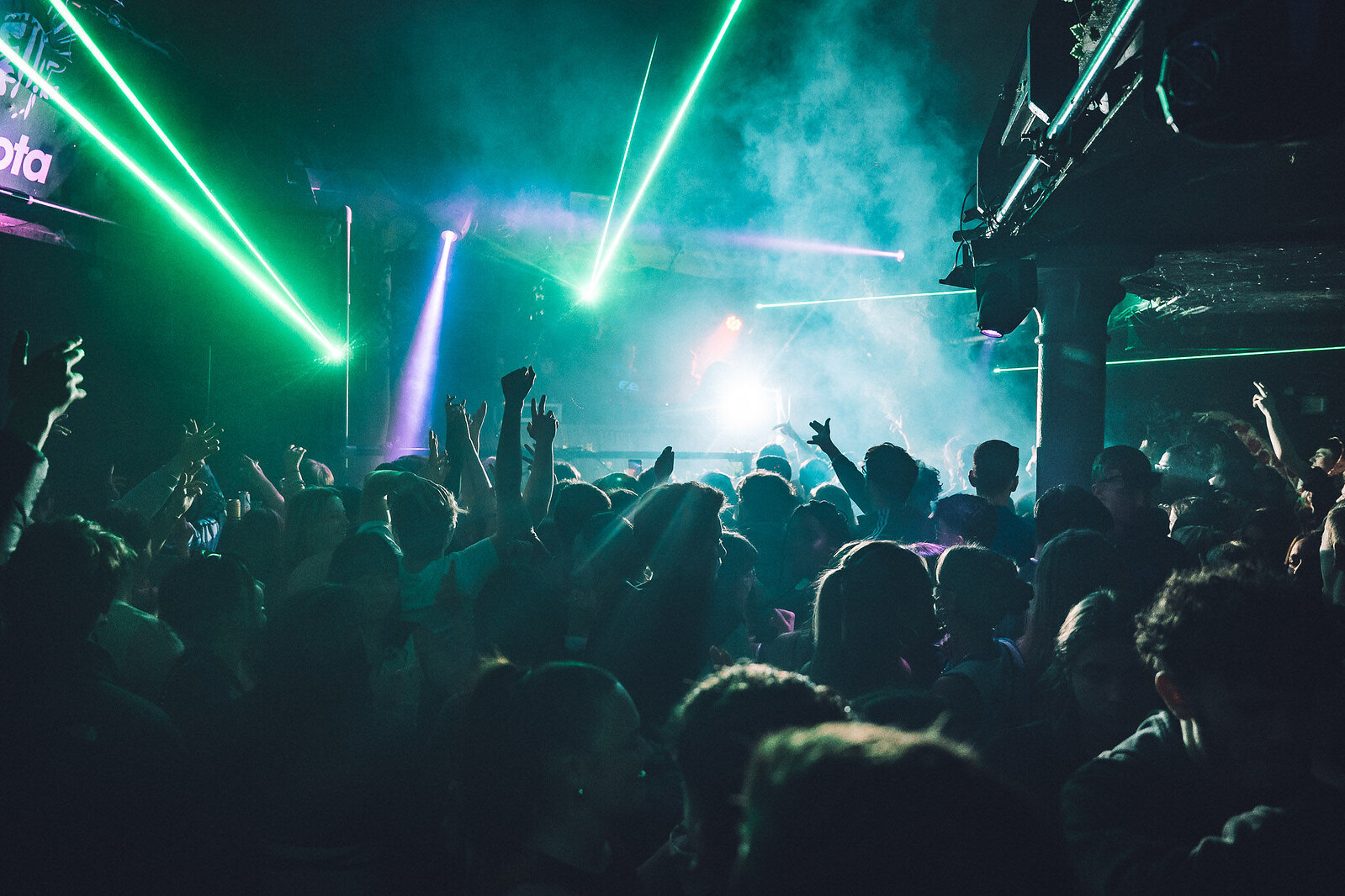Bluetooth Bangers: All Chase No Status - DNB Class at Lakota