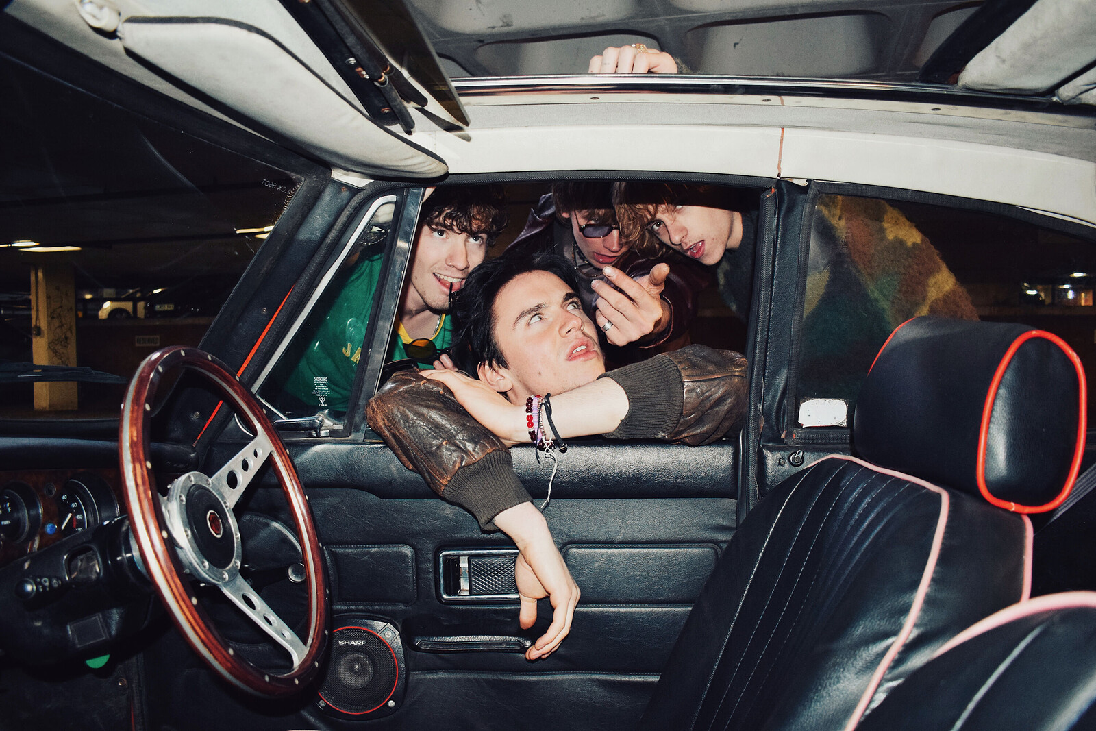 DIE TWICE + PACK OF ANIMALS at The Lanes