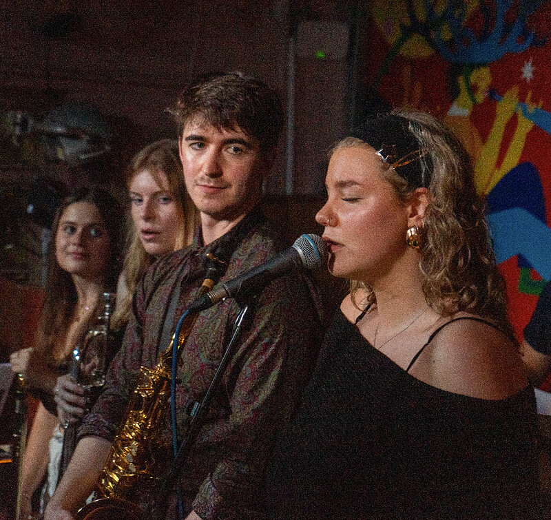 Howells Grooving Castle at Mr Wolfs