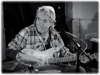 Chris Mayfield &the House Band at The Bristol Fringe