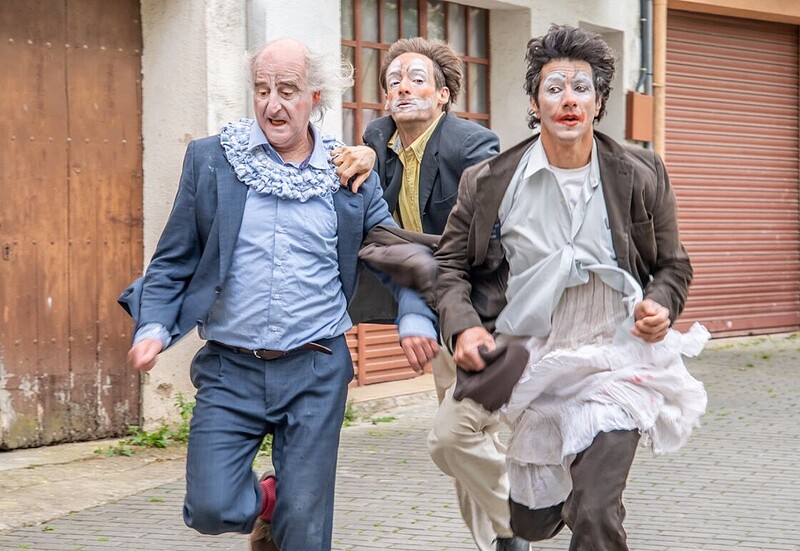 MDR: Death from Laughter: Los Galindos at Weston Super Mare
