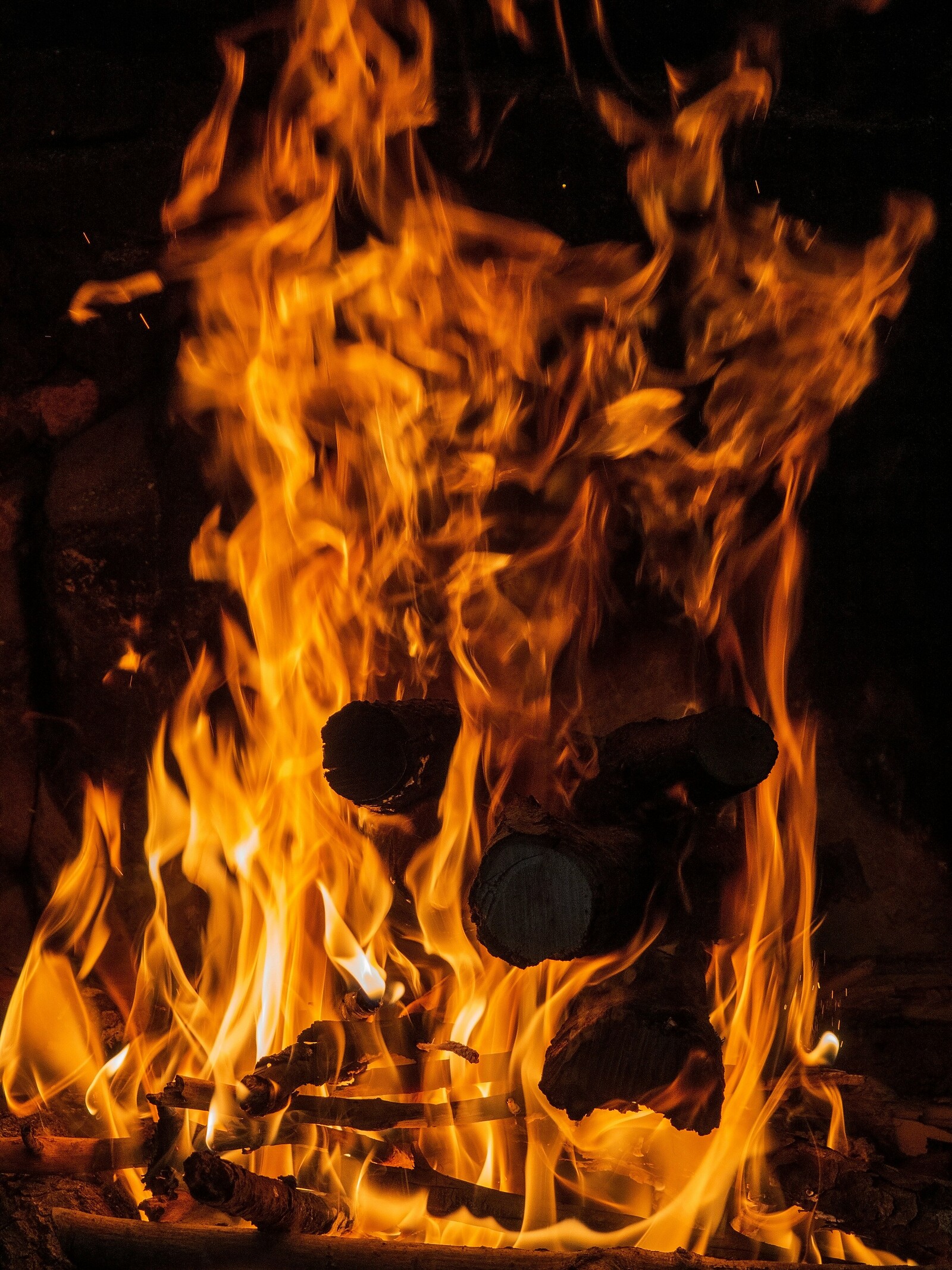 Solo piano performance dedicated to the fire of transformation at Bristol Green House Studio, 292 Ashley Down Rd, BS7 9BQ