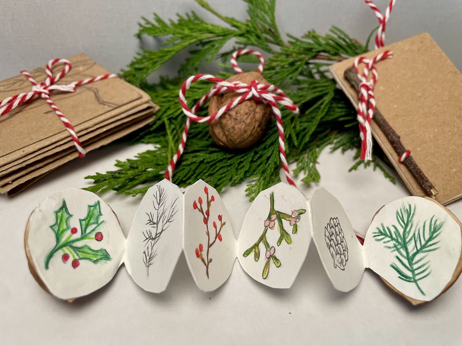 Festive Miniature Bookmaking Workshop at L'Étoile Studio
