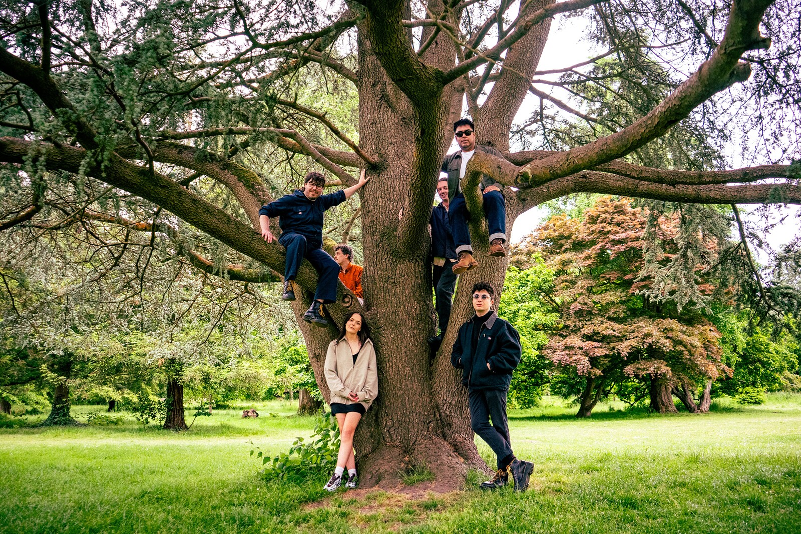 Blue Amber + Guests at Exchange