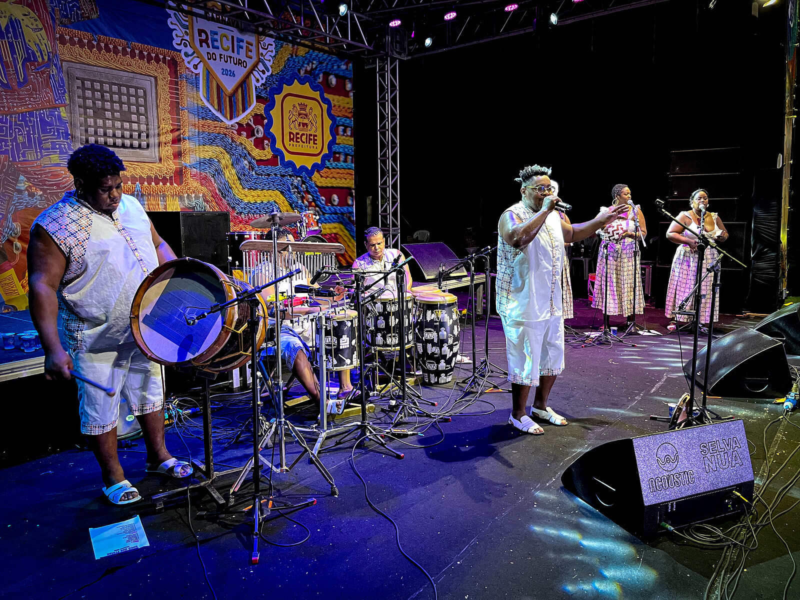 Coco dos Pretos  + Tainá at Strange Brew