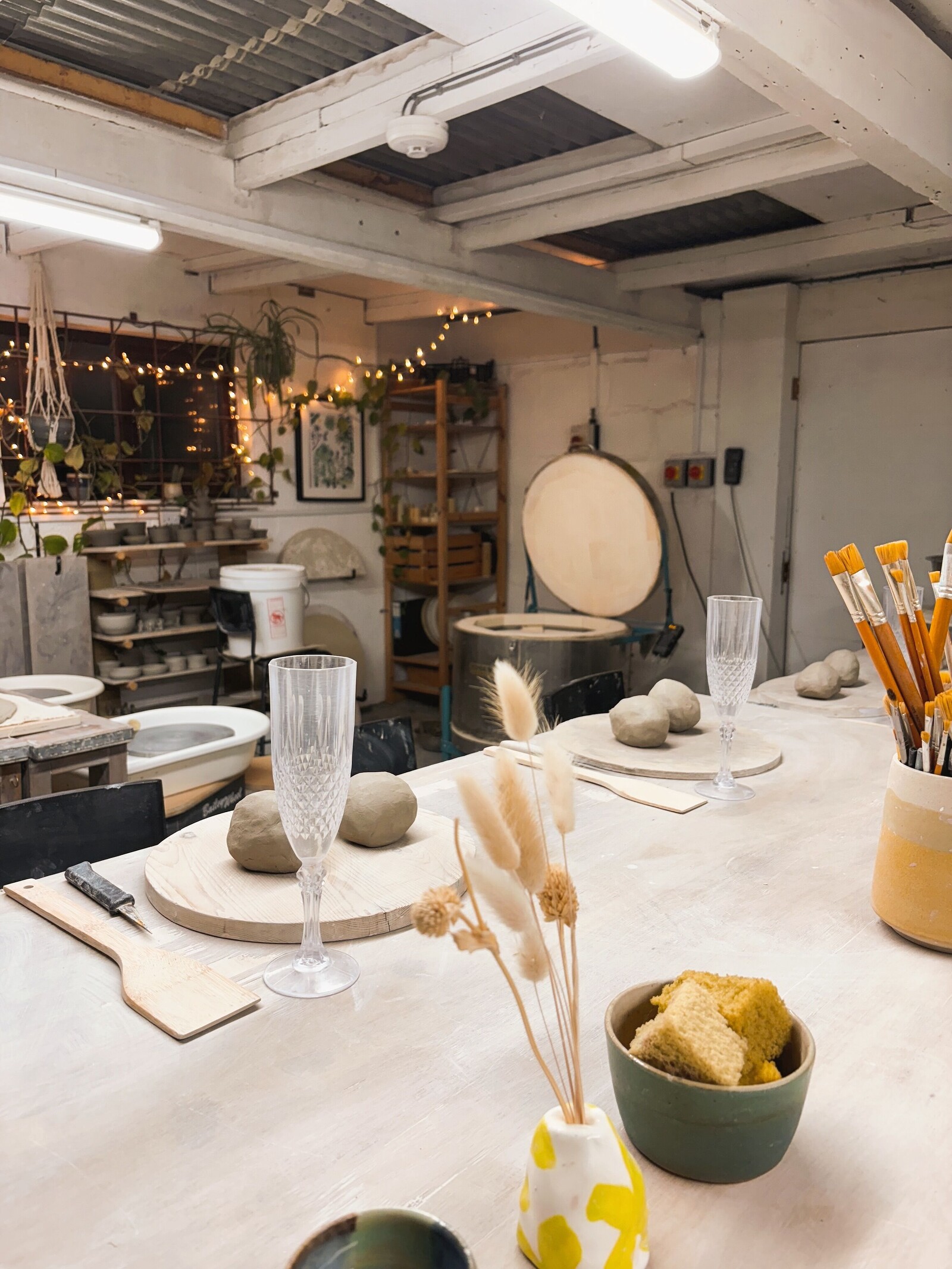 Valentines Day Mug decorating workshop at Terra Studio, 6 Picton Lane BS6 5PX