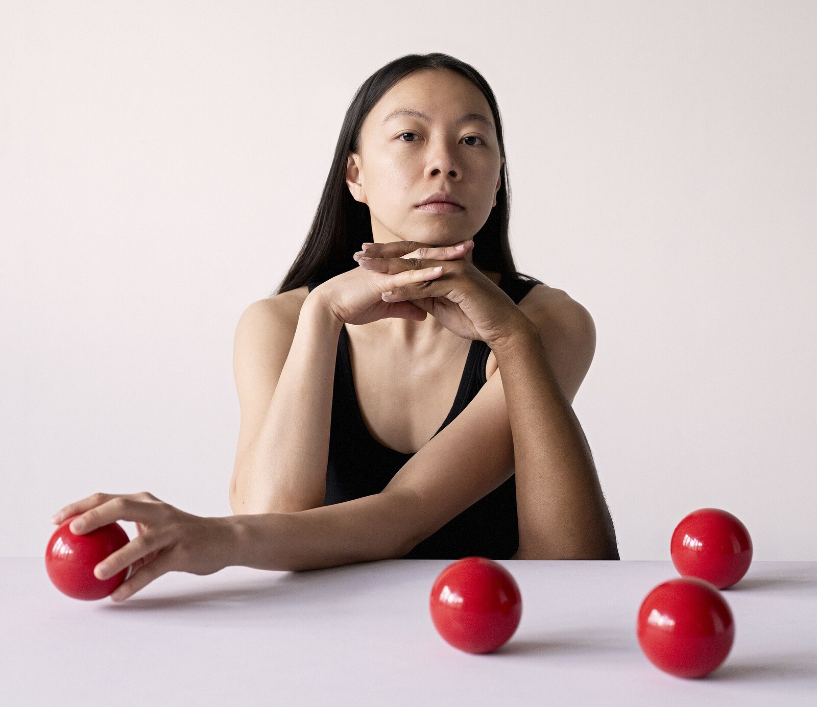 Heka // Gandini Juggling at 1532 Performing Arts Centre