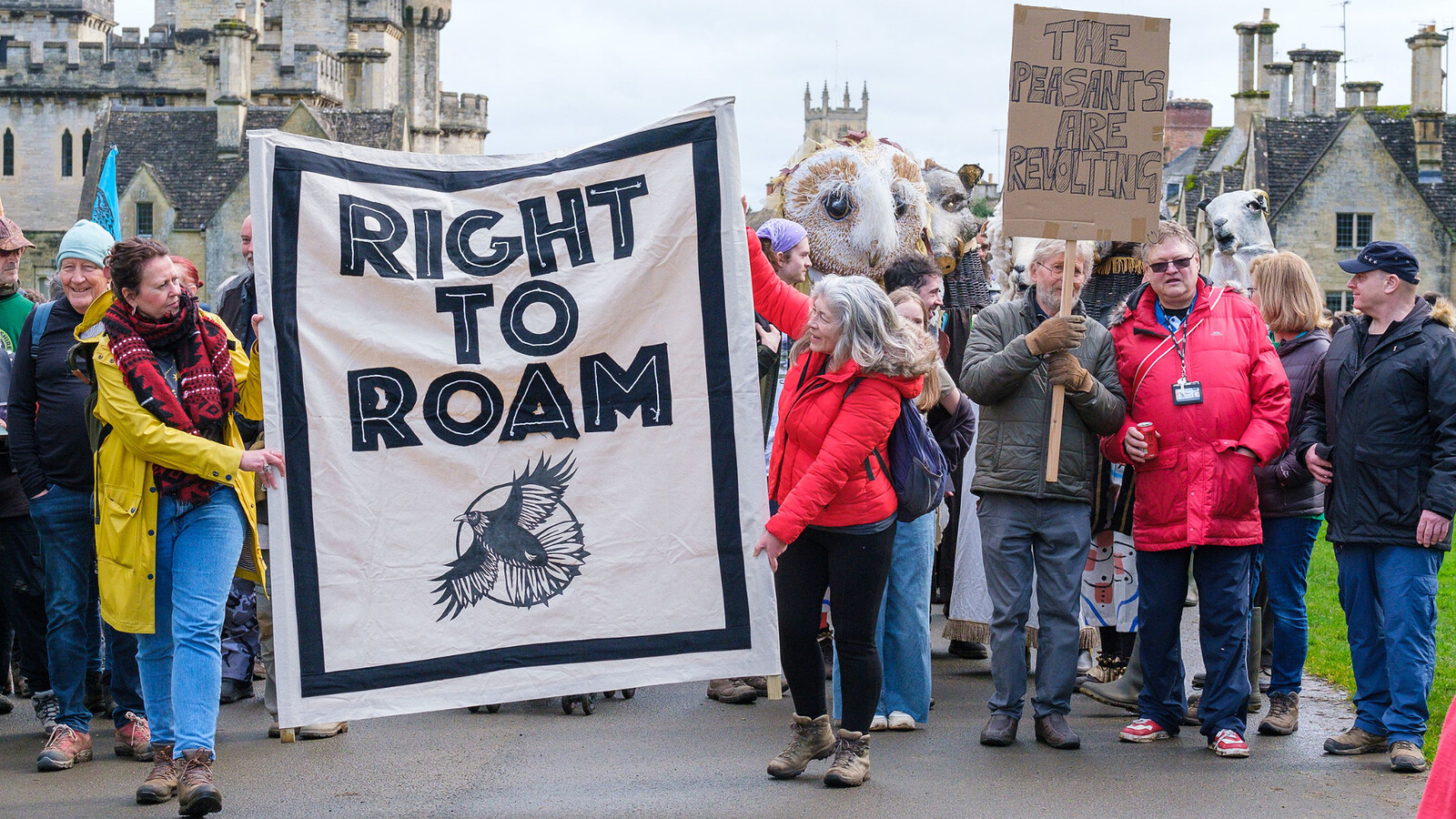 Introduction to Right to Roam - Workshop at Cafe Kino