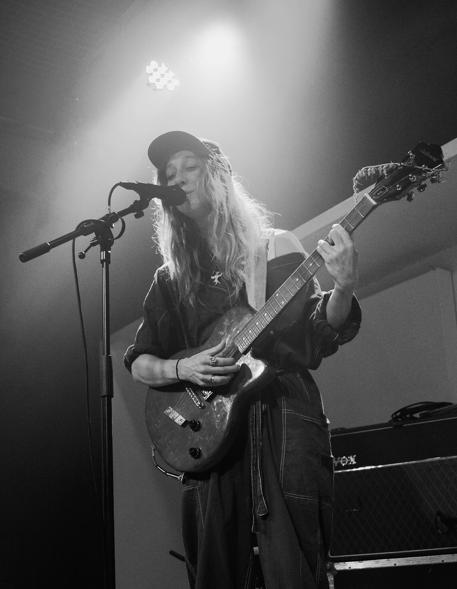 House of Frills ft. Greg Saunier at Cafe Kino