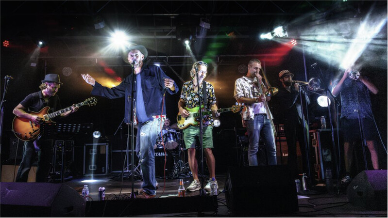 Papa Nui + Support at Mr Wolfs