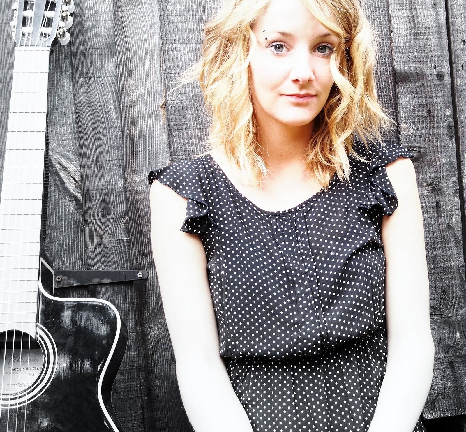 Cécile / Emily Magpie - at The Canteen