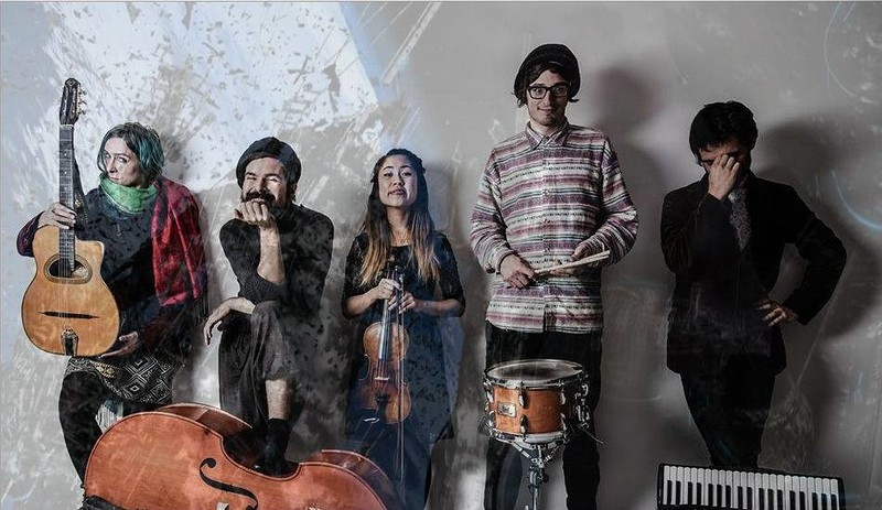 Karşilama & the Featherweight Space Biscuit at Mr Wolfs