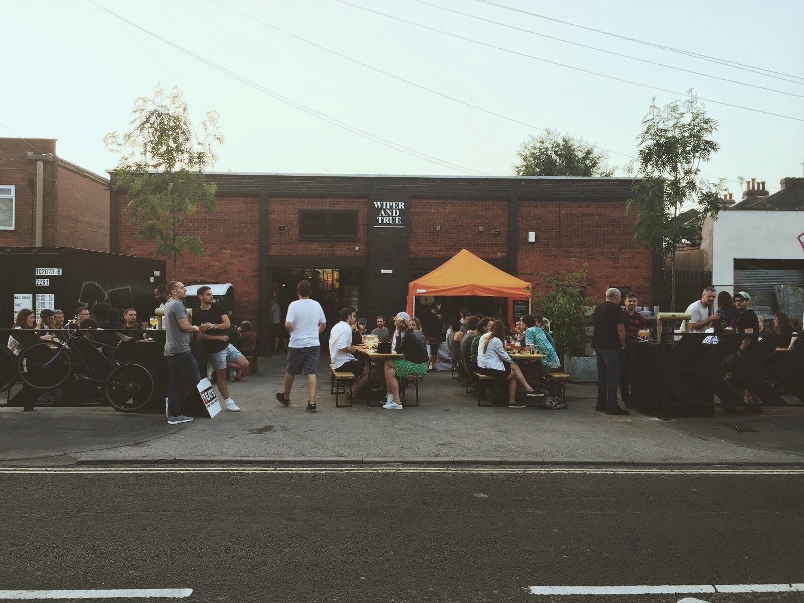 Tap Room feat. Kokoro at Wiper and True