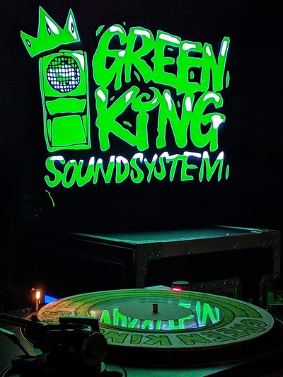 Green King Cuts at Cosies at Cosies