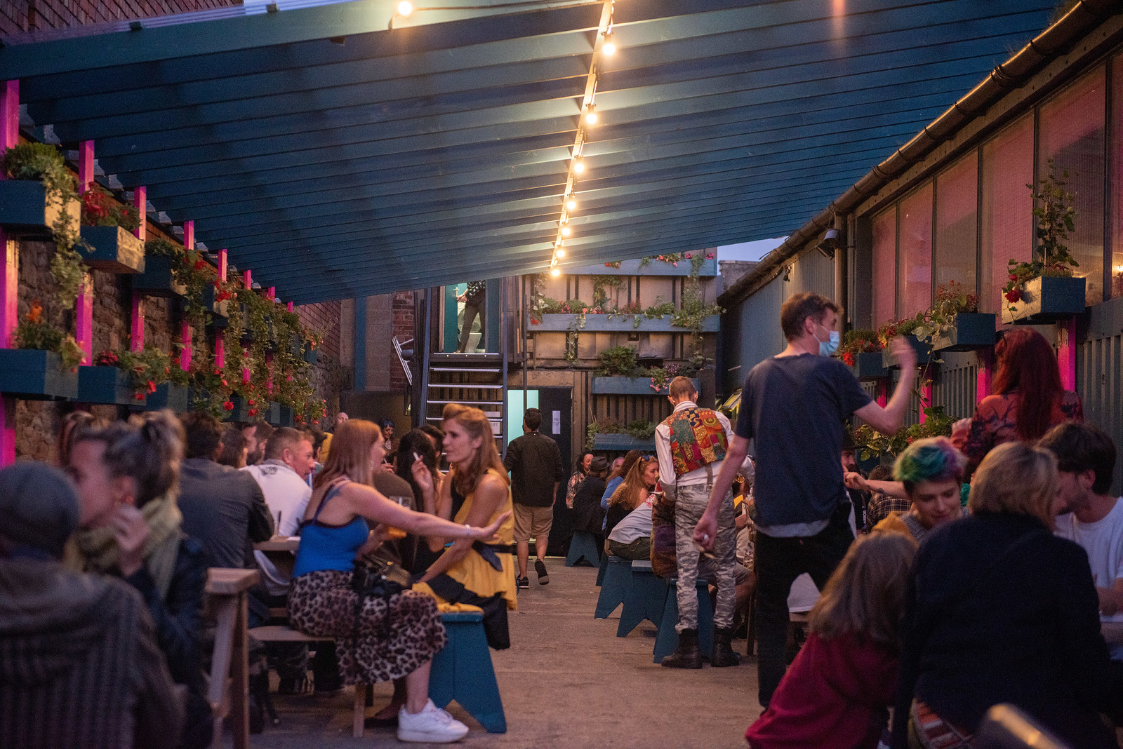 La Bomba: Bank Holiday Day Party at Lost Horizon