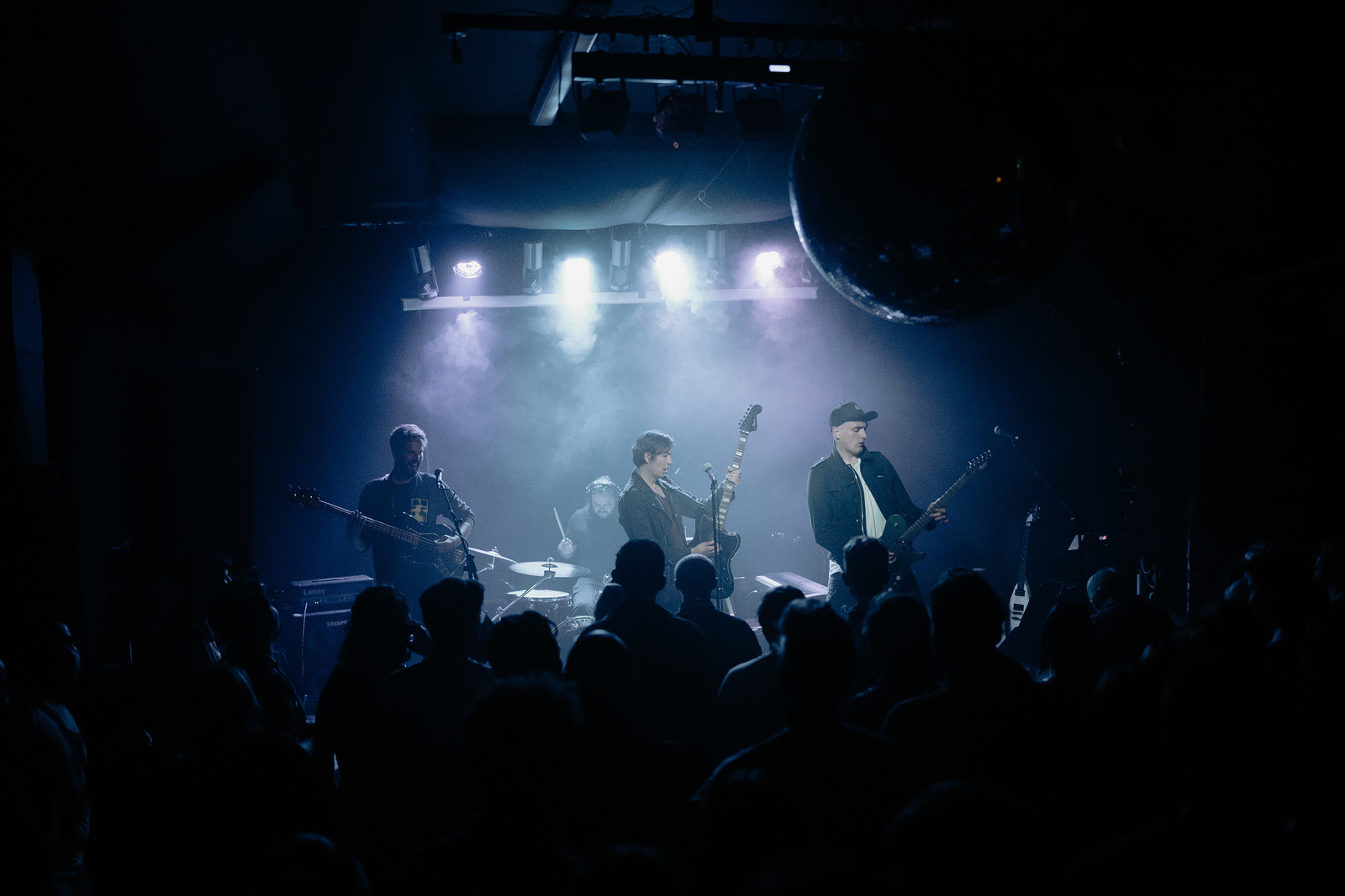 Gürl + The Fangs of the Dodo at Mr Wolfs