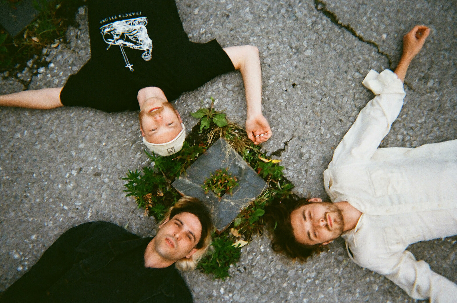 Dwell w/ Quade & Frances Pylons at The Louisiana