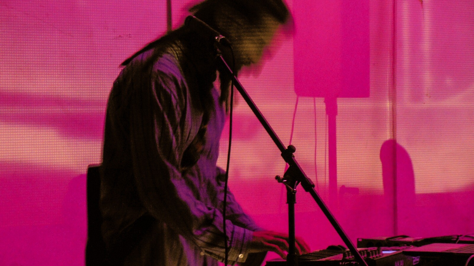 VETNA + support from Wendy Miasma at The Cube