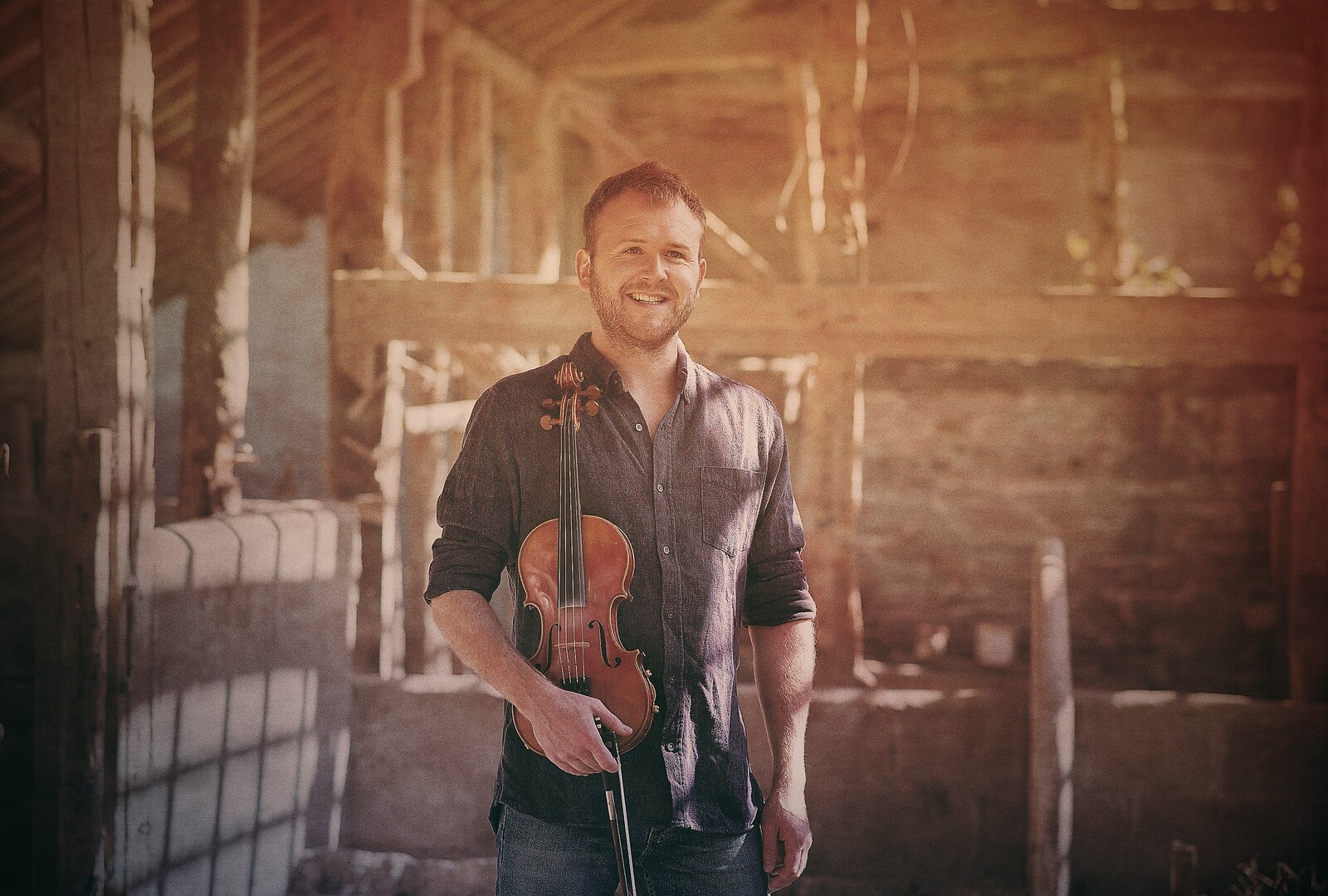 Sam Sweeney at The Wardrobe Theatre