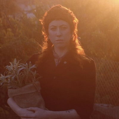Shannon Lay + Molly Linen + Eva May at The Cube