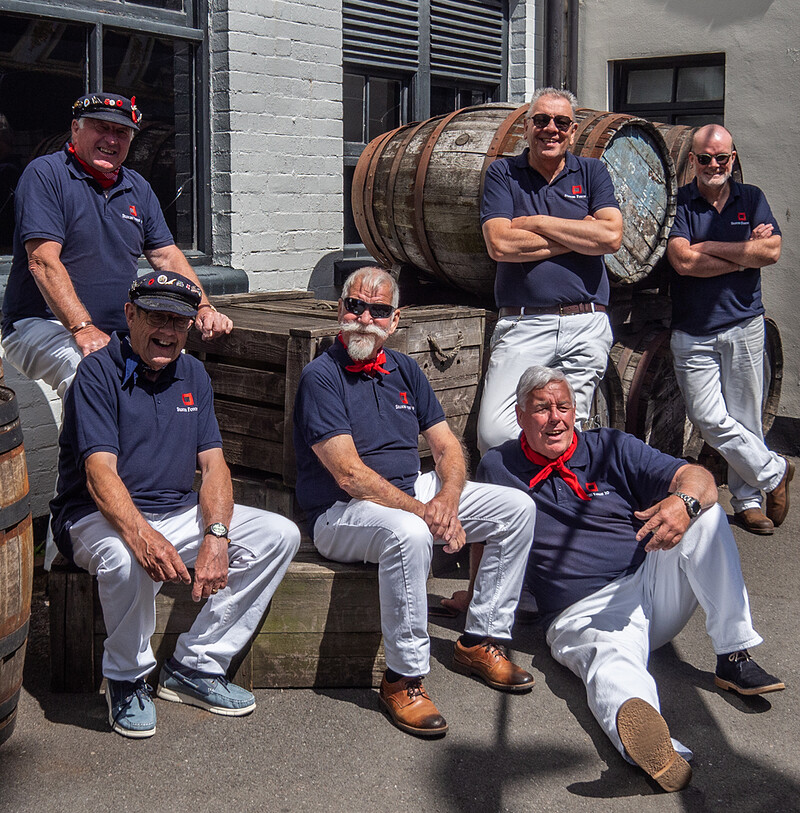 Sea Shanties with Storm Force Ten at The Hare on the Hill