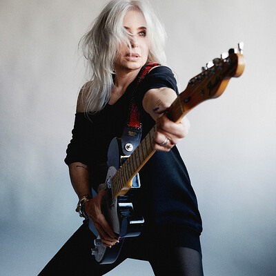 Brix Smith at Strange Brew
