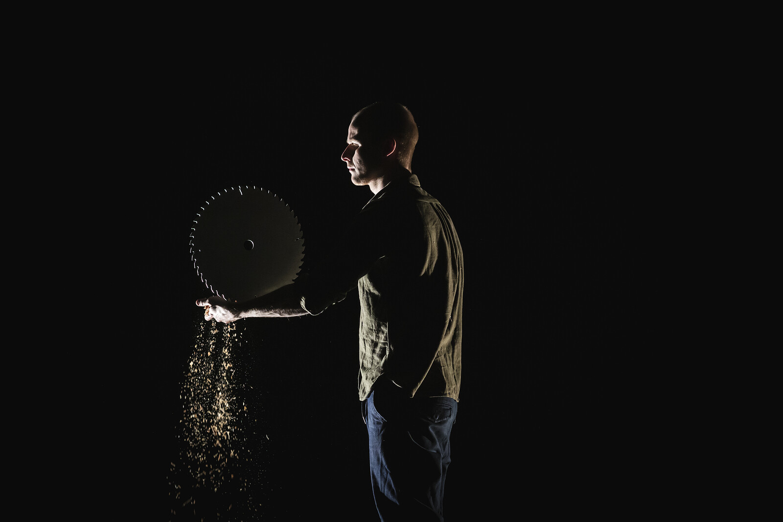 Workshop: Devising object manipulation at Circomedia