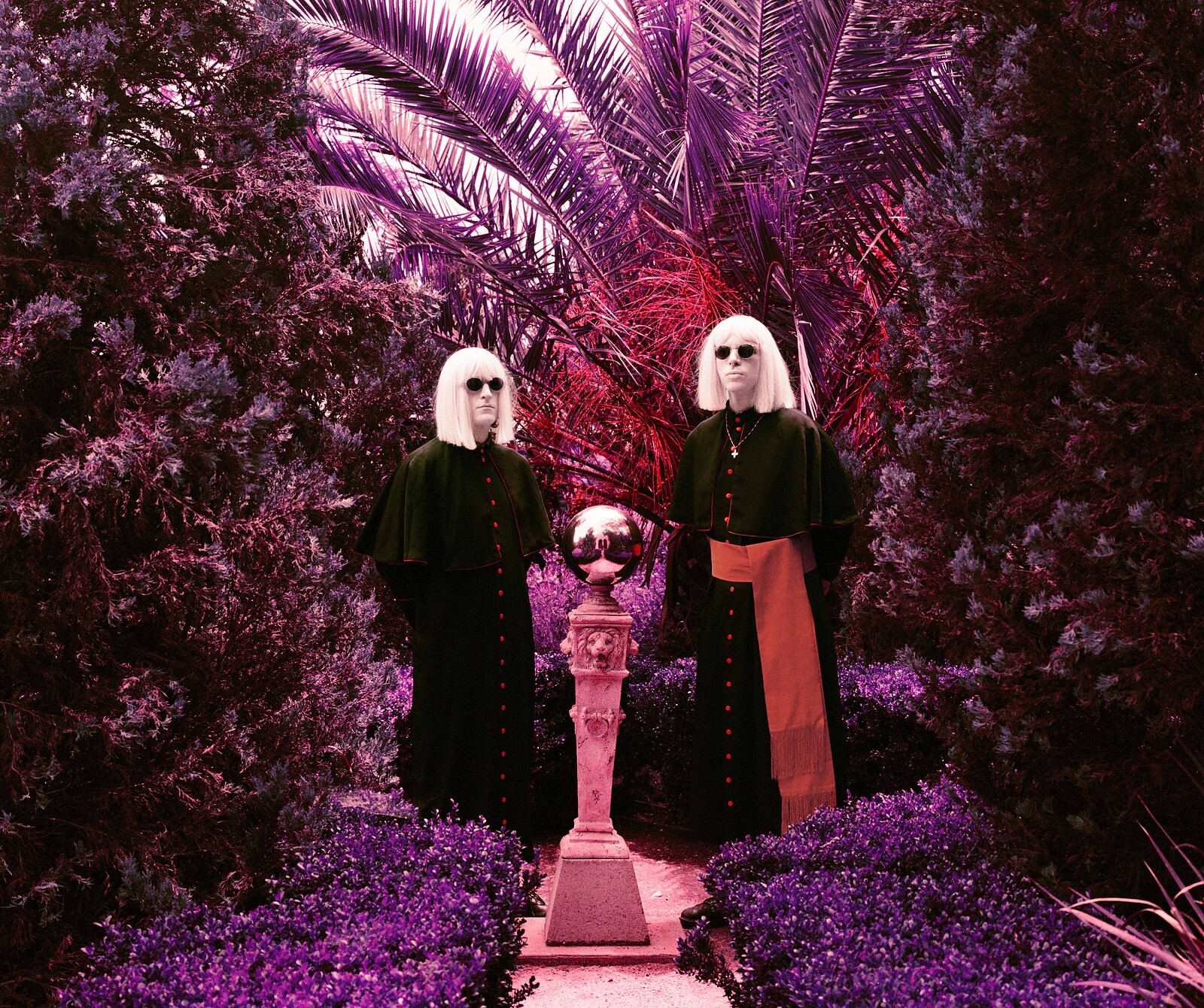 DRAB MAJESTY + NUOVO TESTAMENTO at Strange Brew