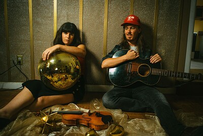 Golden Shoals at Bristol Folk House