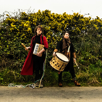 Lunatraktors at Bristol Folk House