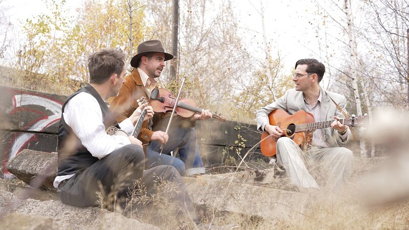 The Interstate Express at Bristol Folk House