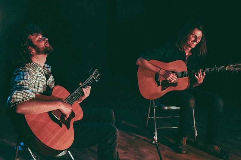 Coach House - Jim Ghedi & Toby Hay / Dragoman at Coach House Studio