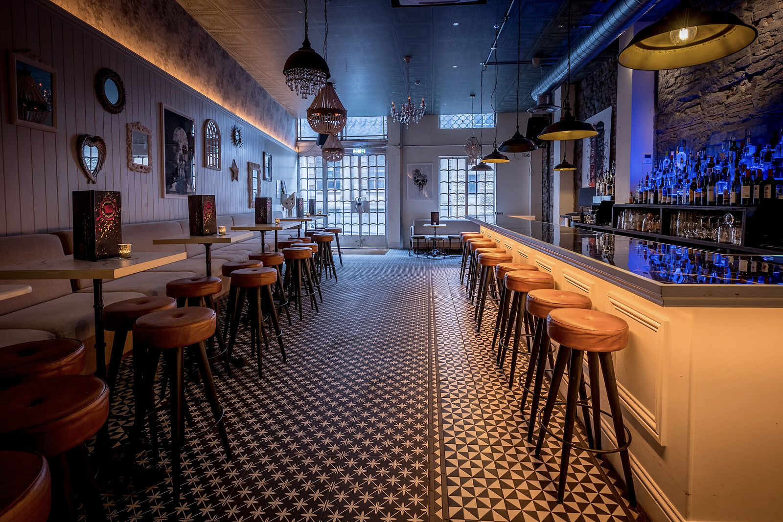 Boys Night - LGBTQ+ Speed Dating Bristol at Cocktail Club Corn Street
