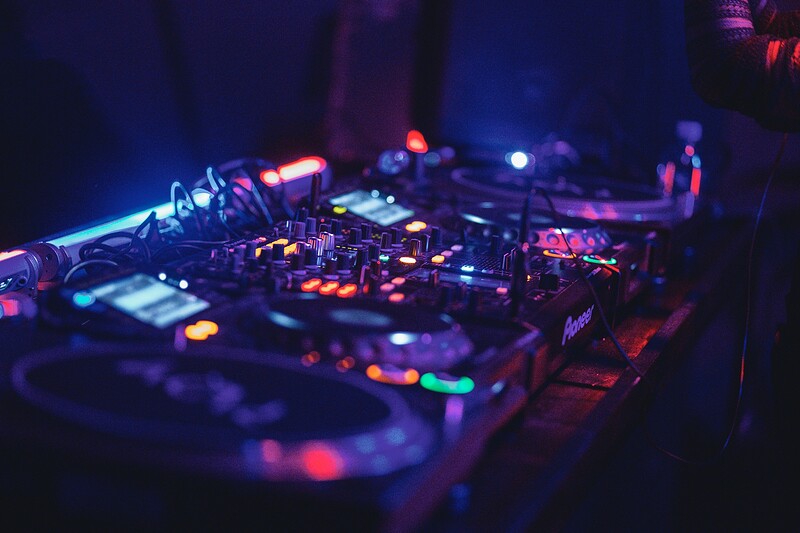 Mixing sessions at Crafts&Curious The Galleries Bristol