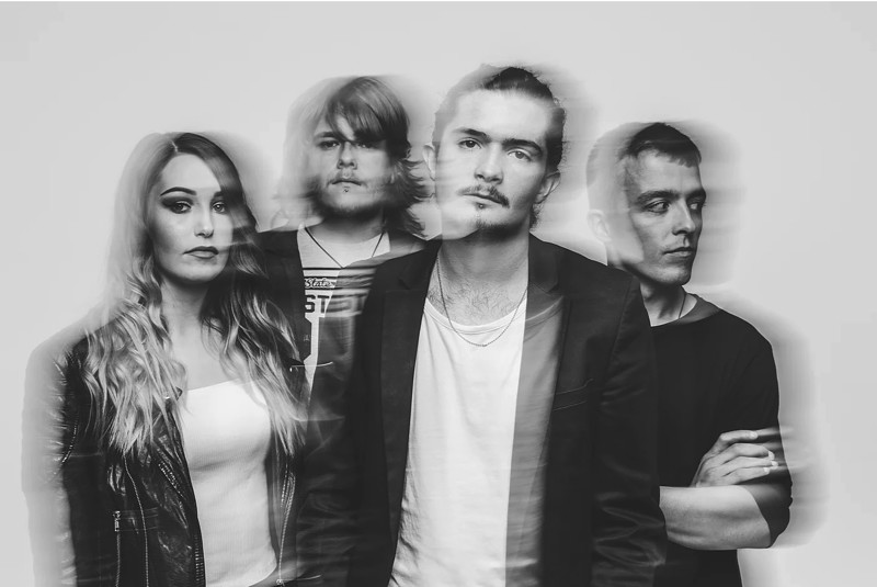 Kanadia + Supports at Crofters Rights