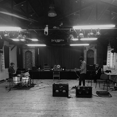 Alpaca Presents | Holy Reptile + Support at Dareshack