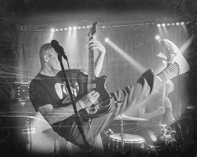 PART CHIMP + AAA GRIPPER + RESURRECTION MEN at Exchange