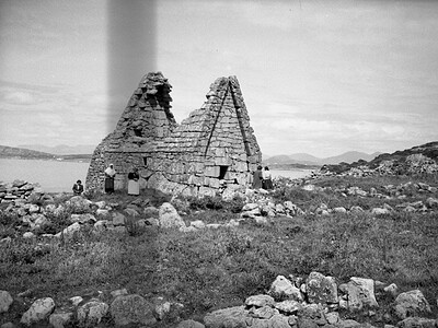 Sounds of Connemara w. Tom Connolly  - EARLY at IC Visual Lab