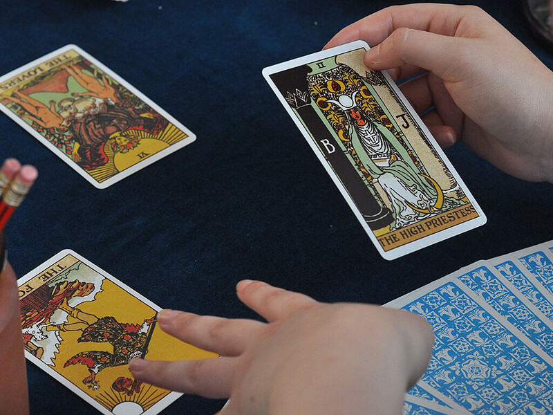 Tarot Reading Group Practice / Two-Card Spread at L'Étoile Studio