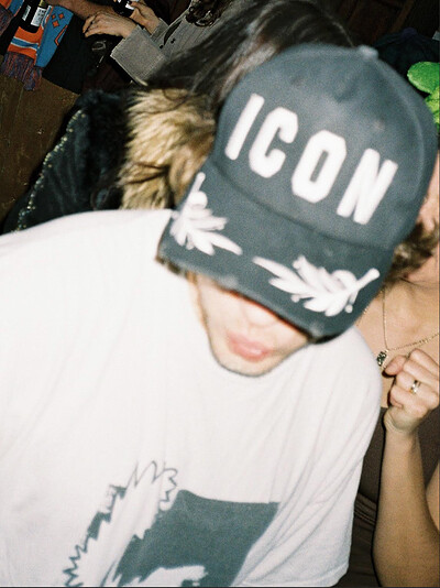 At Zoggs: Inis Eto at Mickey Zoggs