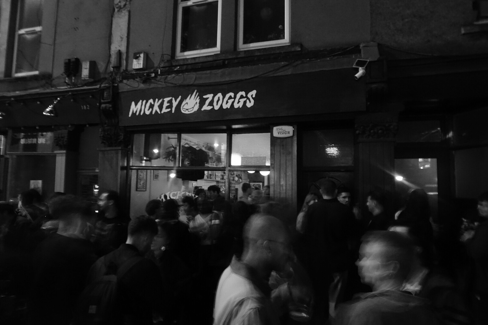 Zoggs Sunday Session: Diligent Moves at Mickey Zoggs