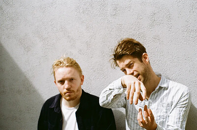 Arliston + Chasing Kites at Mr Wolfs