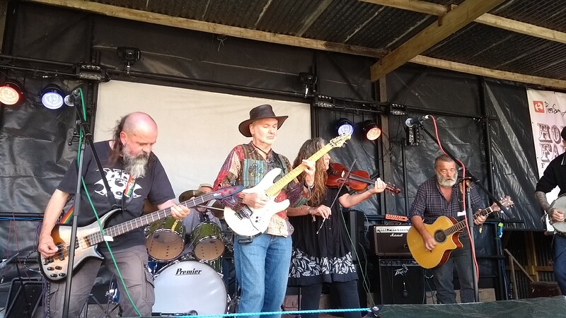 Billy & The Lowground + The Kahunas at Mr Wolfs