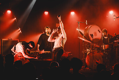 Dead Chic at Mr Wolfs