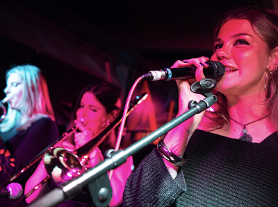 Howell's Grooving Castle + Silver Lining at Mr Wolfs