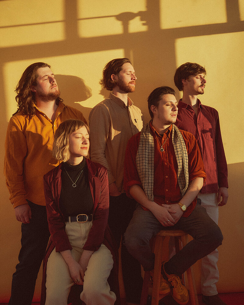 Pocket Sun + Attic O Mattic at Mr Wolfs