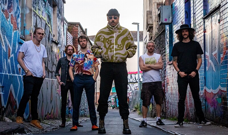 Stone Cold Hustle + Barry & The Crumpets at Mr Wolfs
