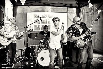 The Hucklebuck + The Keepsakes at Mr Wolfs